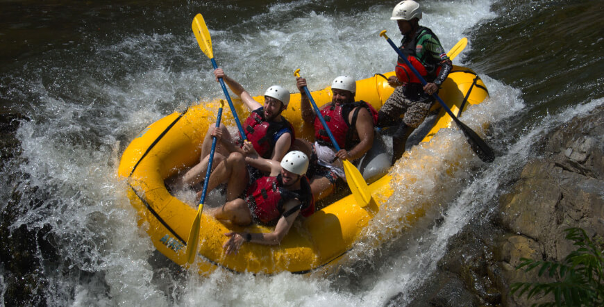 Guanacaste ⇆ La Fortuna with Rafting on Tenorio River