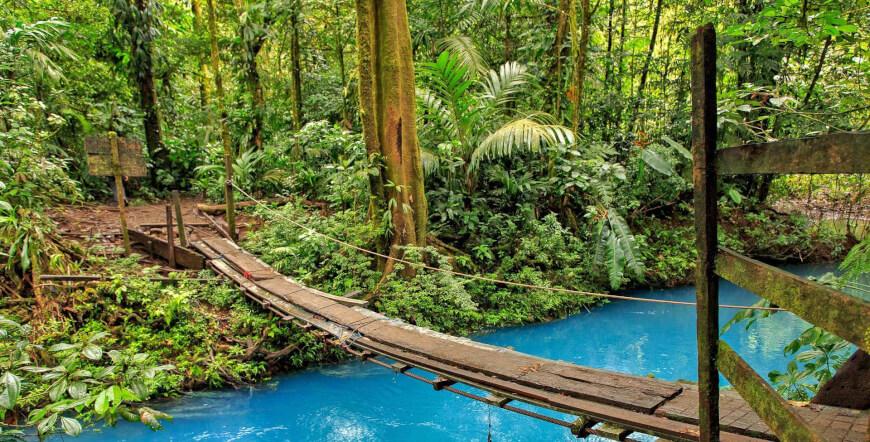Guanacaste ⇆ La Fortuna with Rio Celeste Waterfall Hike